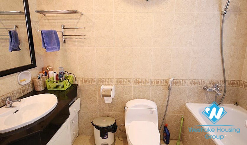 Fully furnished villa for rent with five bedrooms, very open living space